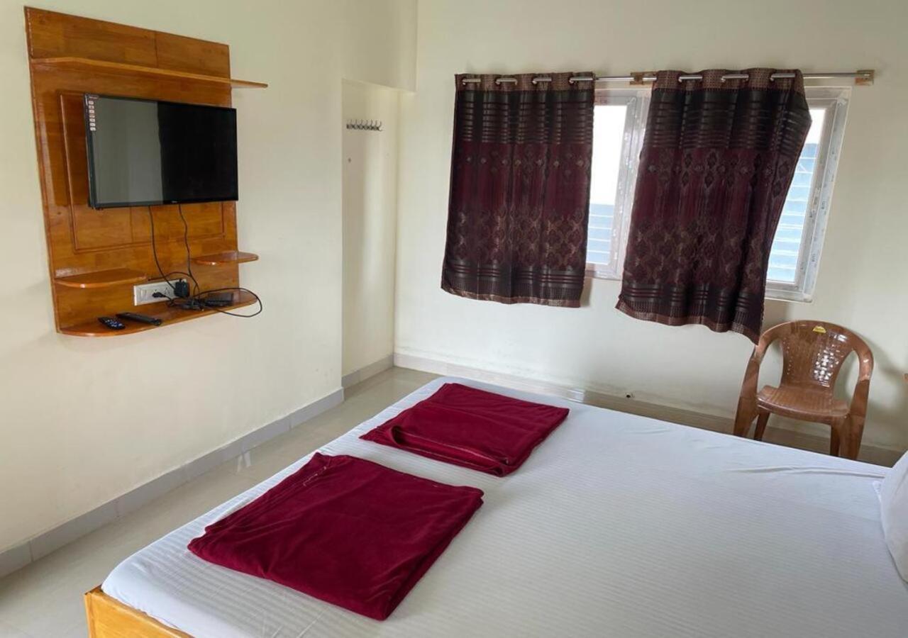 Naksha Tree Hotels - Yelagiri Bagian luar foto