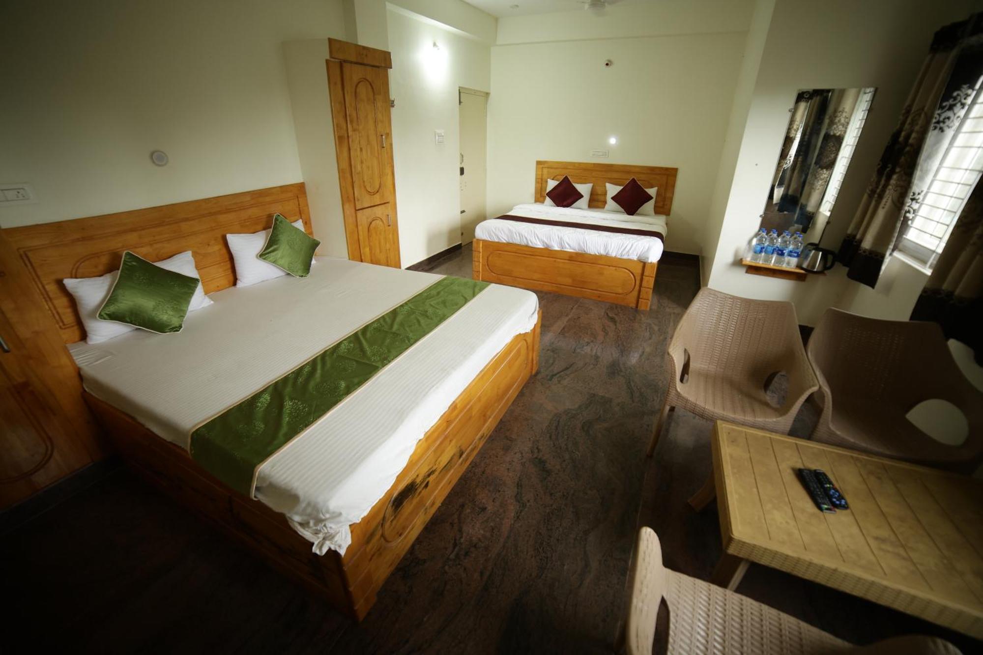 Naksha Tree Hotels - Yelagiri Bagian luar foto