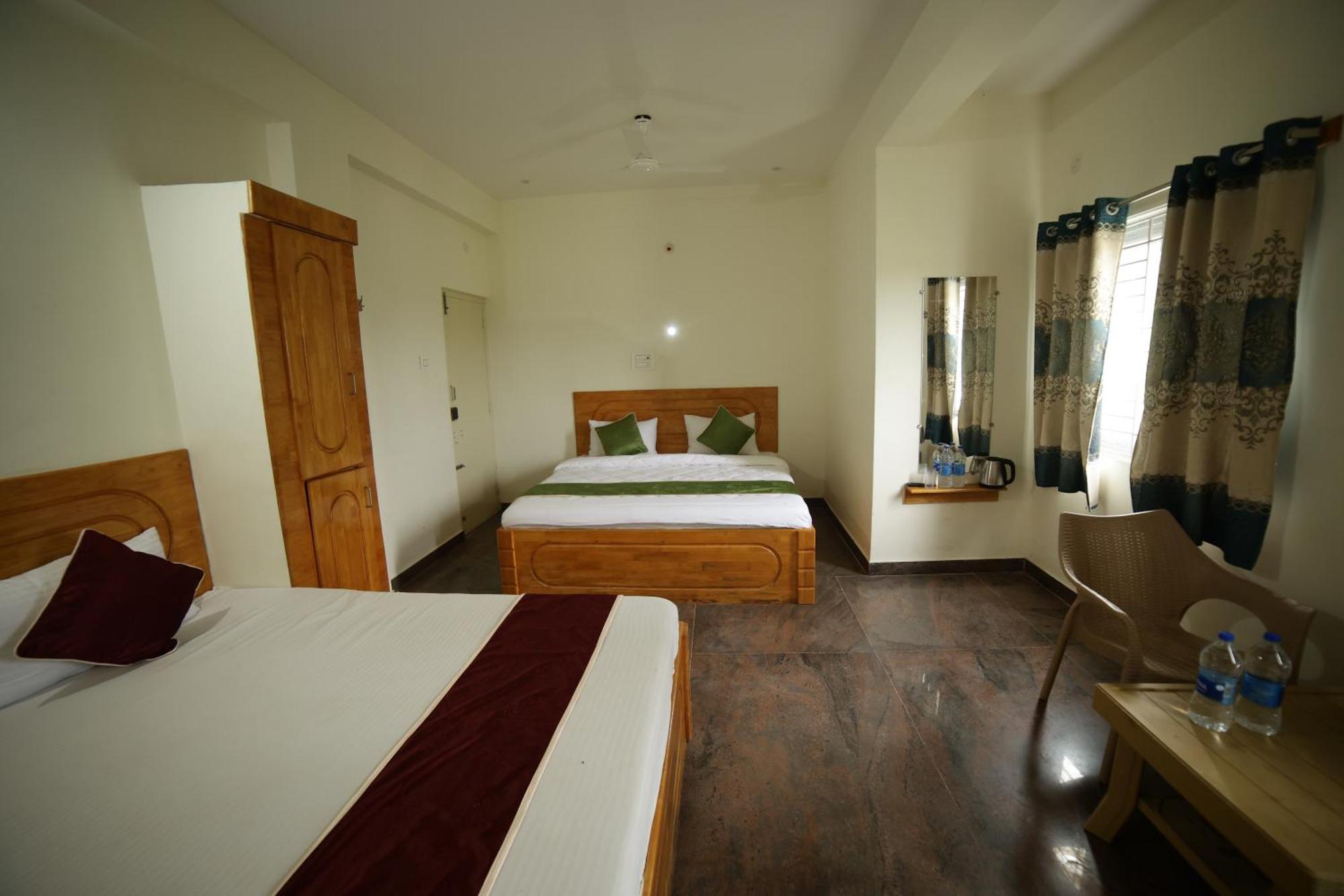Naksha Tree Hotels - Yelagiri Bagian luar foto