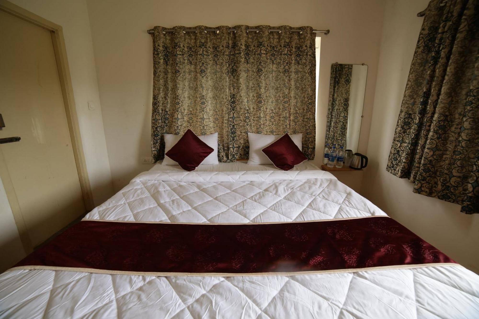 Naksha Tree Hotels - Yelagiri Bagian luar foto