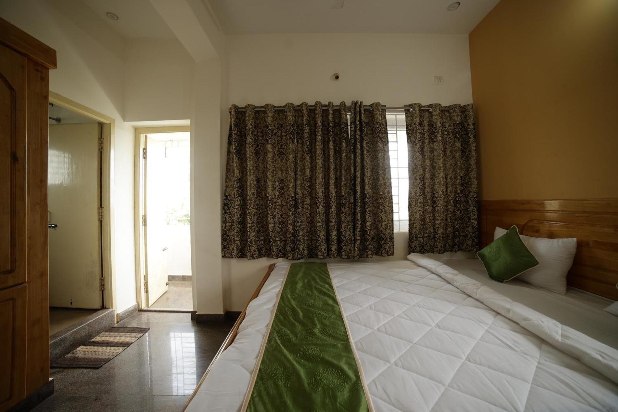 Naksha Tree Hotels - Yelagiri Bagian luar foto