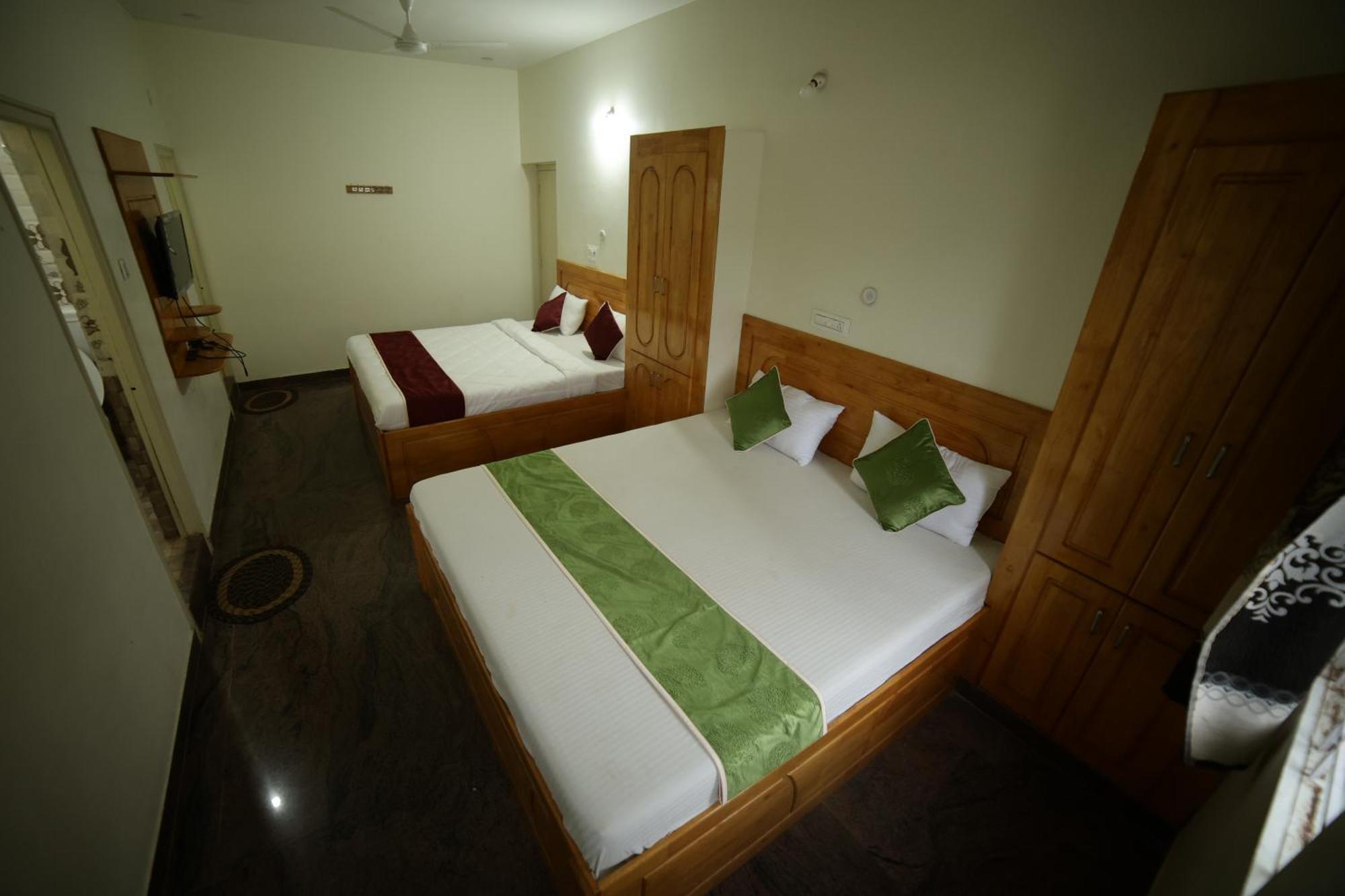 Naksha Tree Hotels - Yelagiri Bagian luar foto